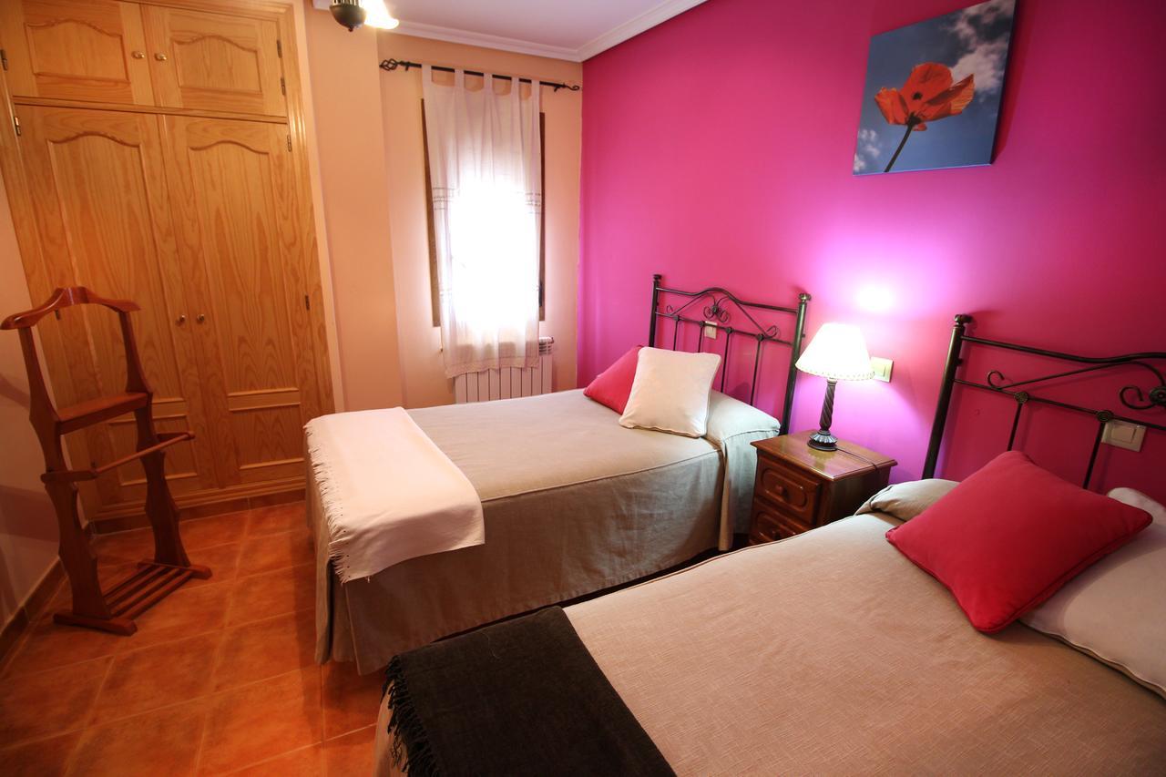 Sierra De Monfrague Apartment Torrejón el Rubio Exterior foto